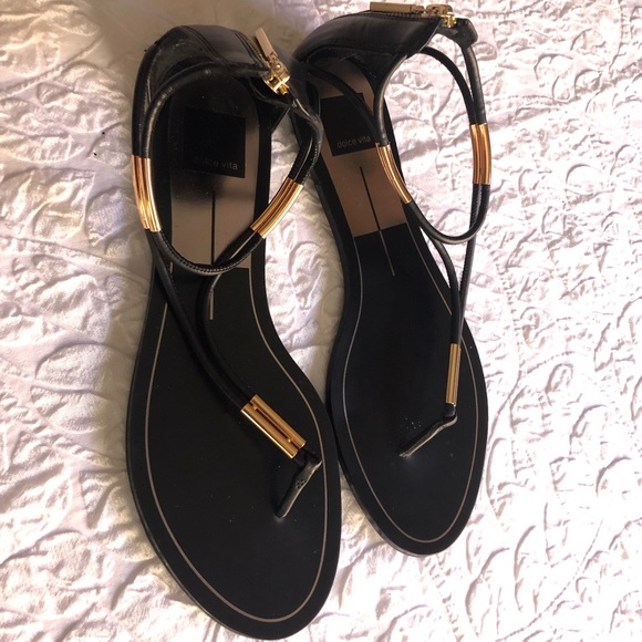 New DV sandals - Picture 2 of 7